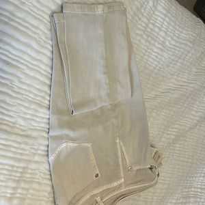 Off white petite jeans never worn